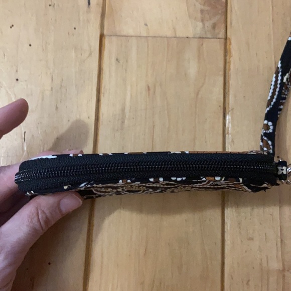 Vera Bradley Caffe Latte Wristlet - Picture 4 of 9